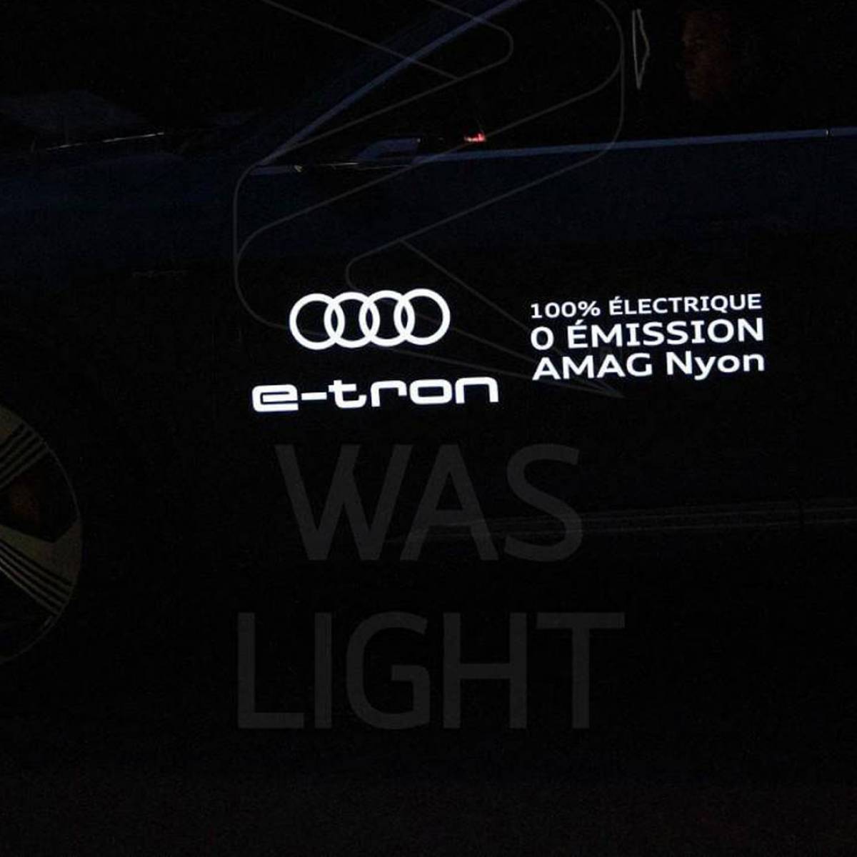 Covering électroluminescent voiture Audi E-Tron Suisse