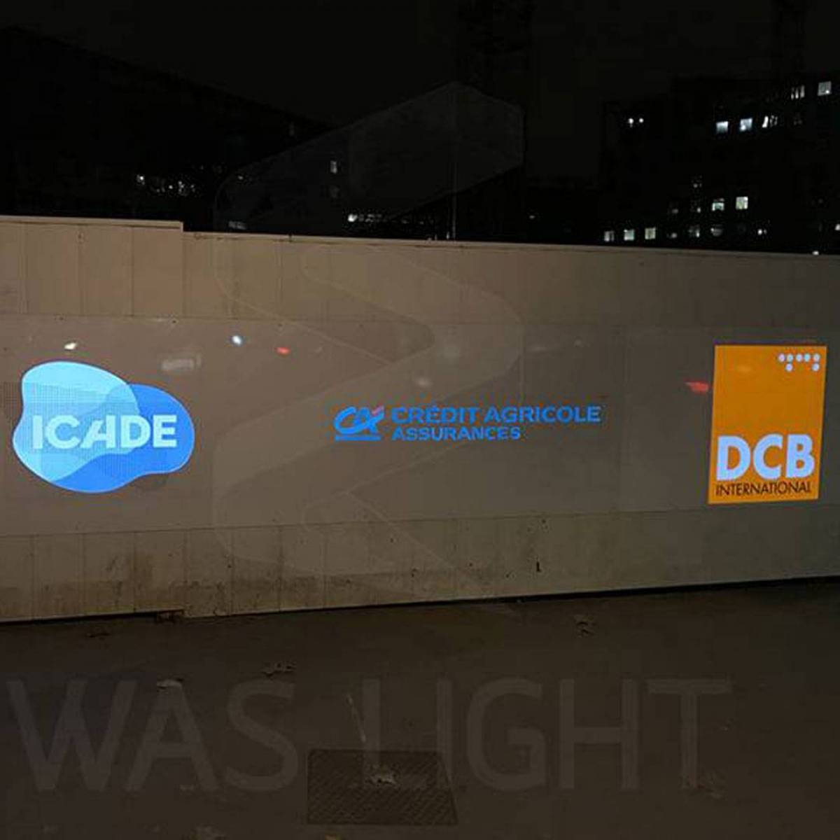 Palissade de chantier électroluminescente Icade - DCB Lyon